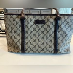 Gucci purse for sale